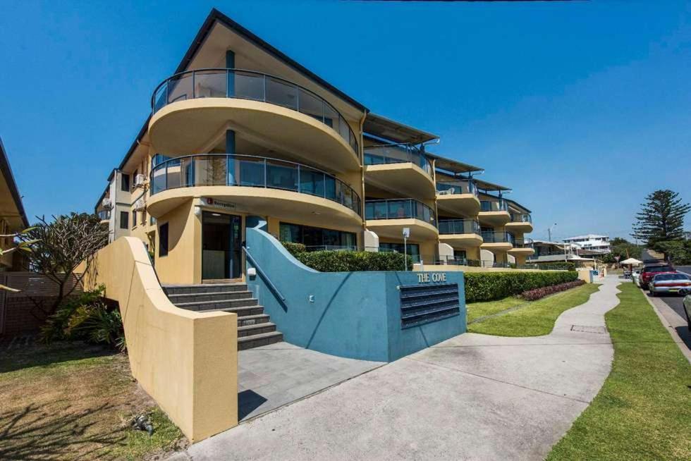 The Cove Yamba Aparthotel Exterior photo