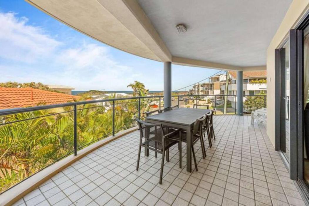 The Cove Yamba Aparthotel Exterior photo